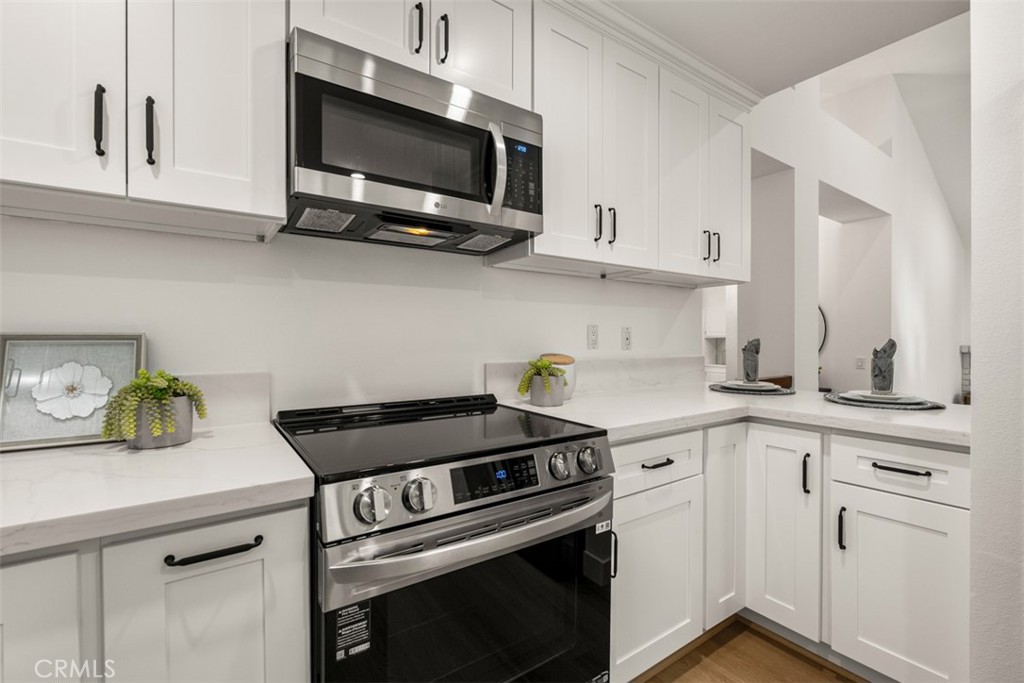 4 Woodlake Property Photo 1