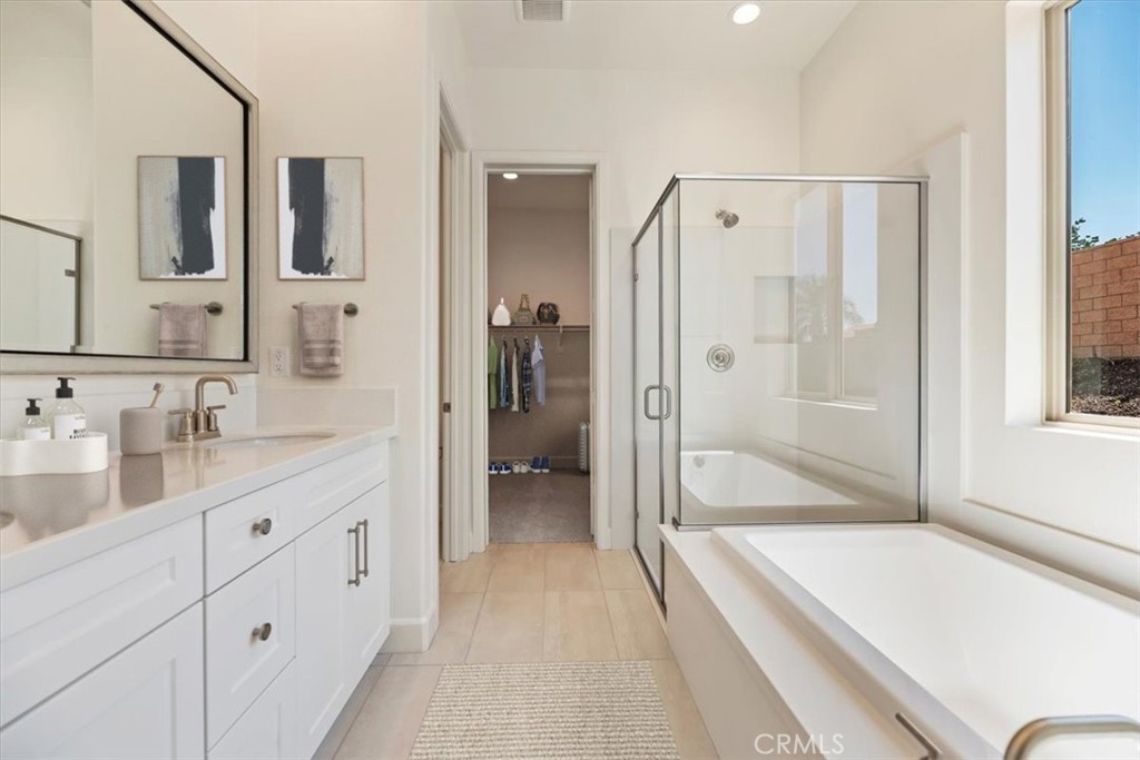 1432 Moore Street Property Photo 14