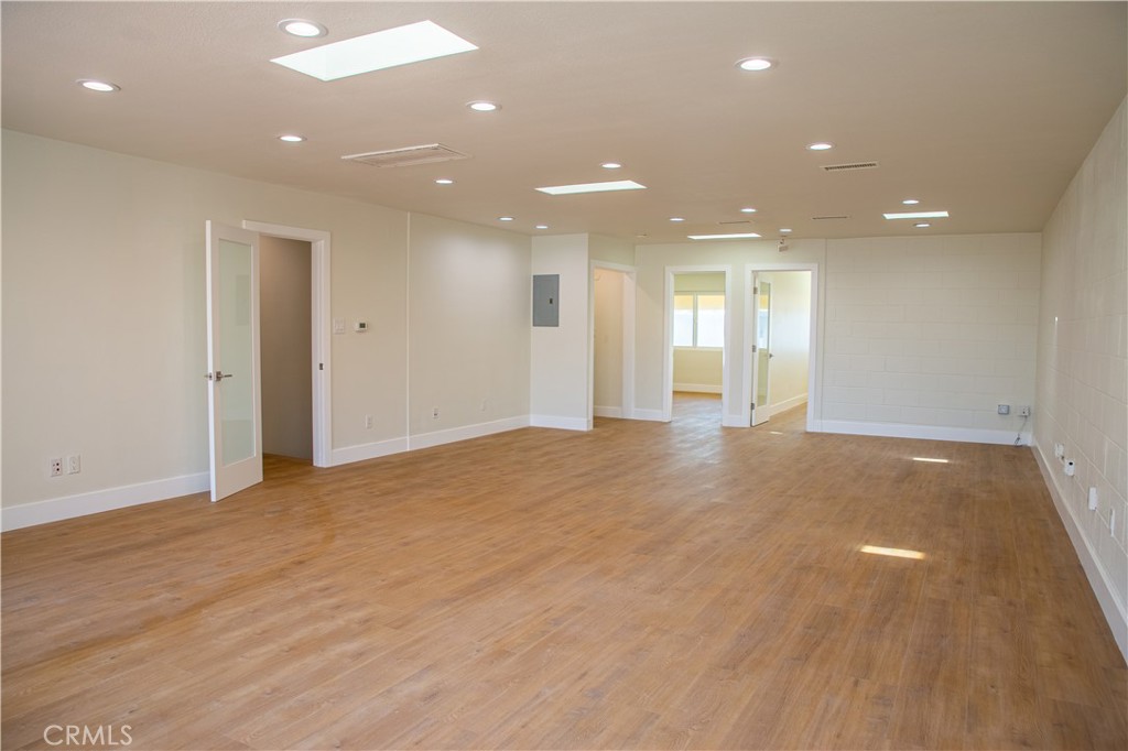 540 N El Camino Real Property Photo 5