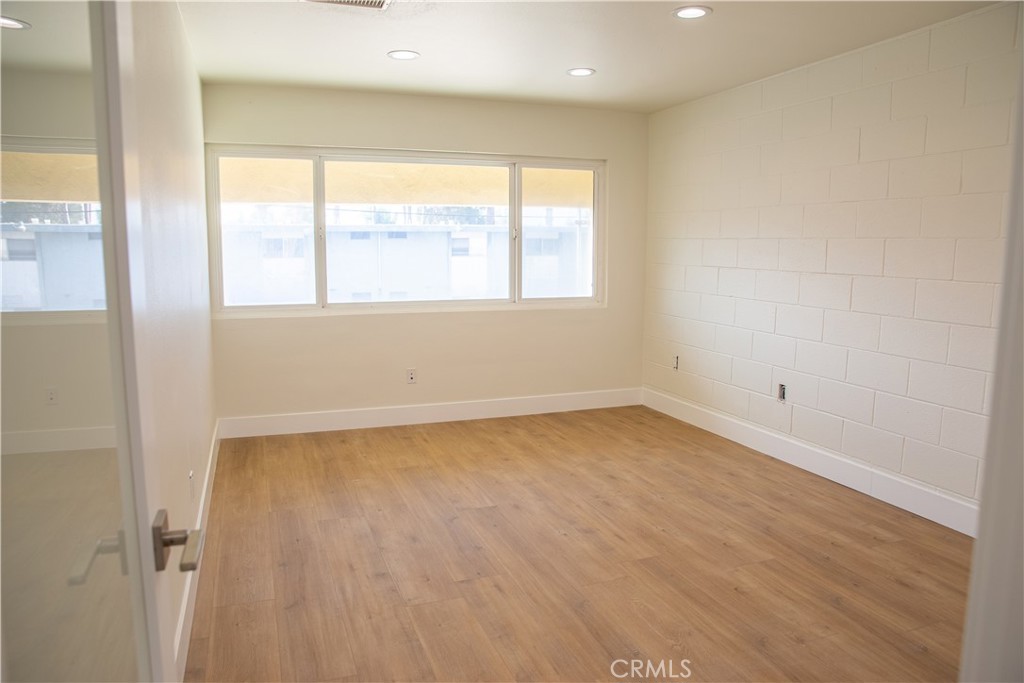 540 N El Camino Real Property Photo 7