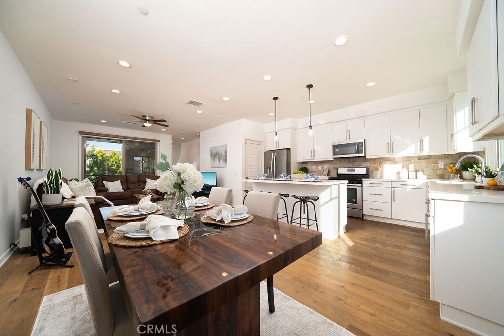 122 Cadence Property Photo 11