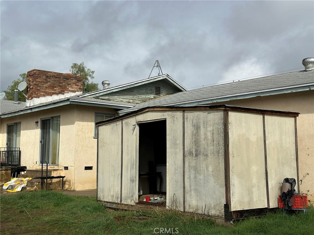 27890 Greenwald Avenue Property Photo 8