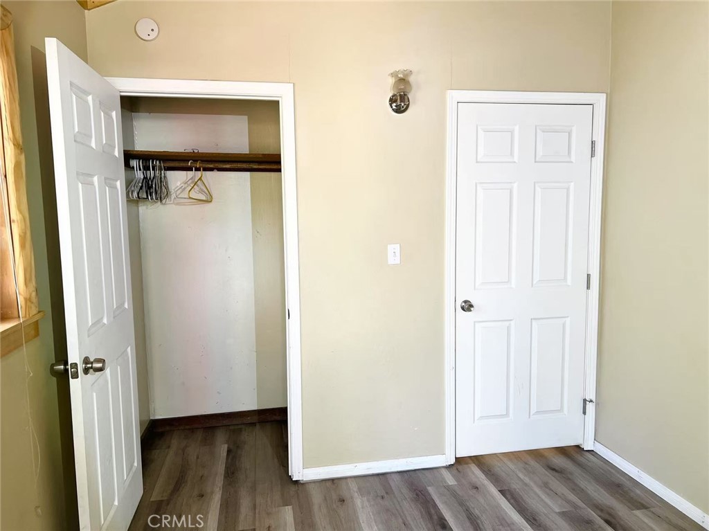 464 Los Angeles Property Photo 24