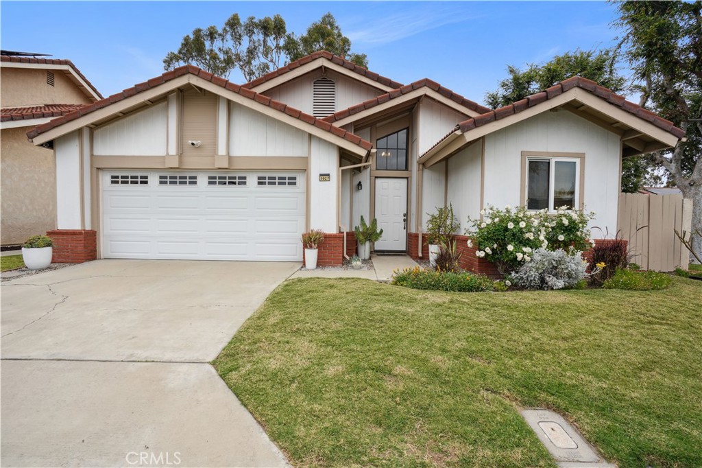 1027 W Rainbow Falls Way Property Photo