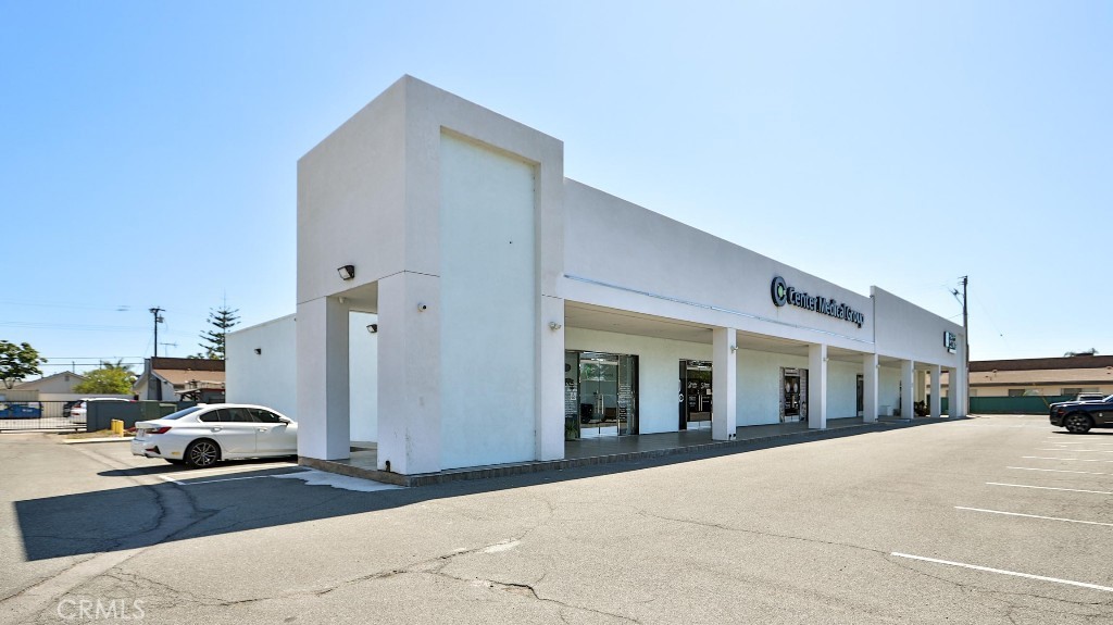 12372 Garden Grove Boulevard Property Photo 4