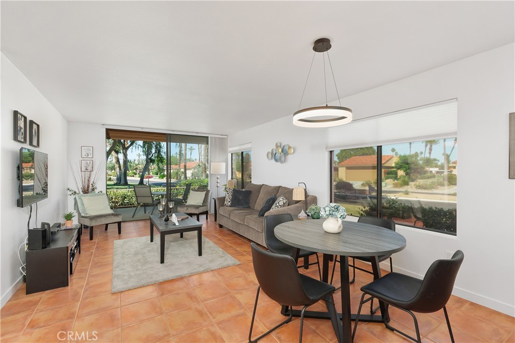 1 Valencia Drive Property Photo 1