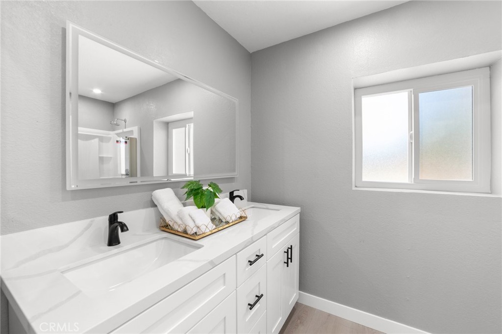 11343 1st Avenue Property Photo 12