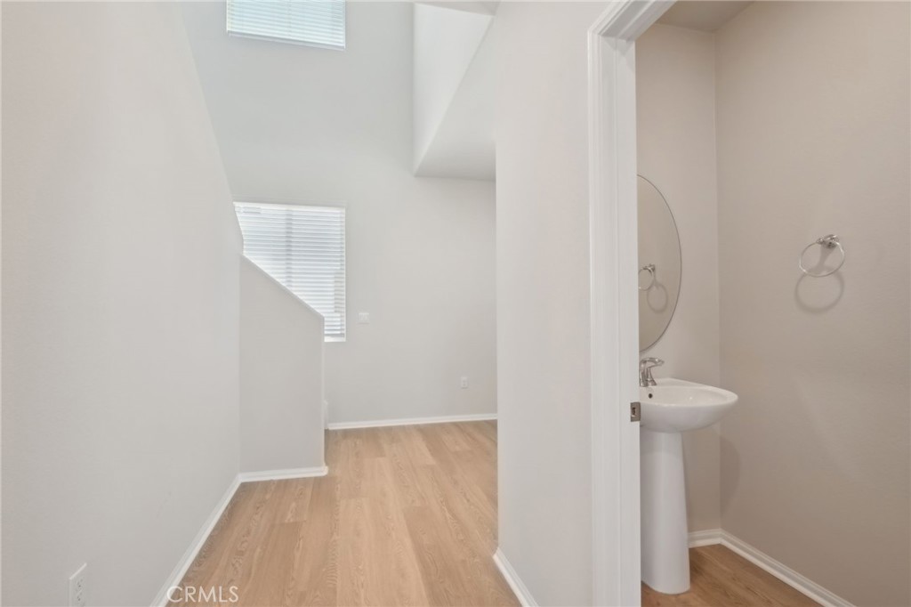 2132 Bergamot Street Property Photo 20