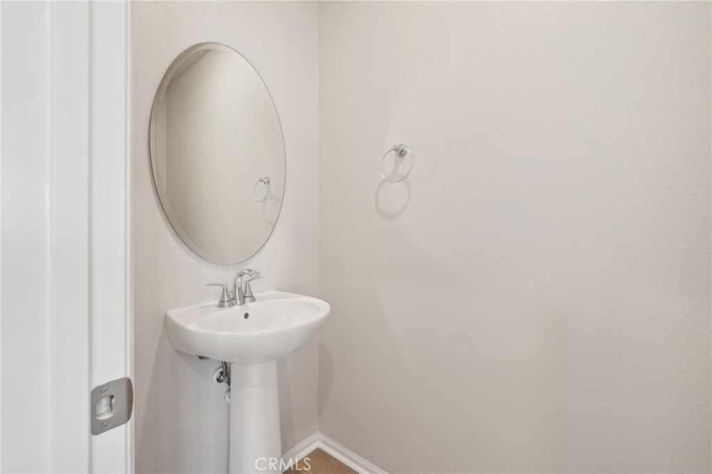 2132 Bergamot Street Property Photo 21