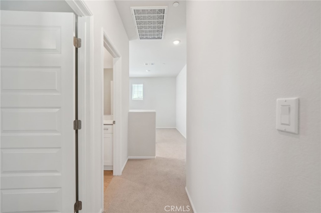 2132 Bergamot Street Property Photo 23