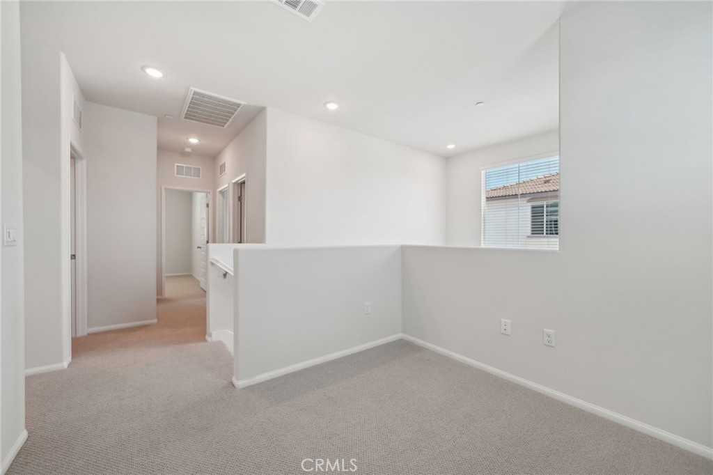 2132 Bergamot Street Property Photo 25