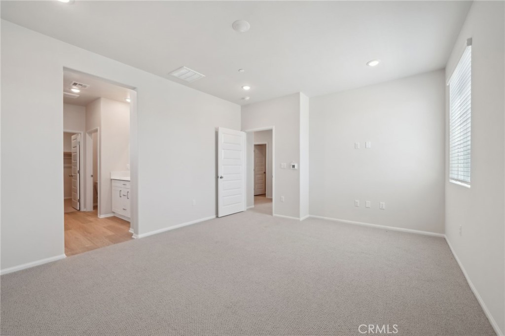 2132 Bergamot Street Property Photo 27