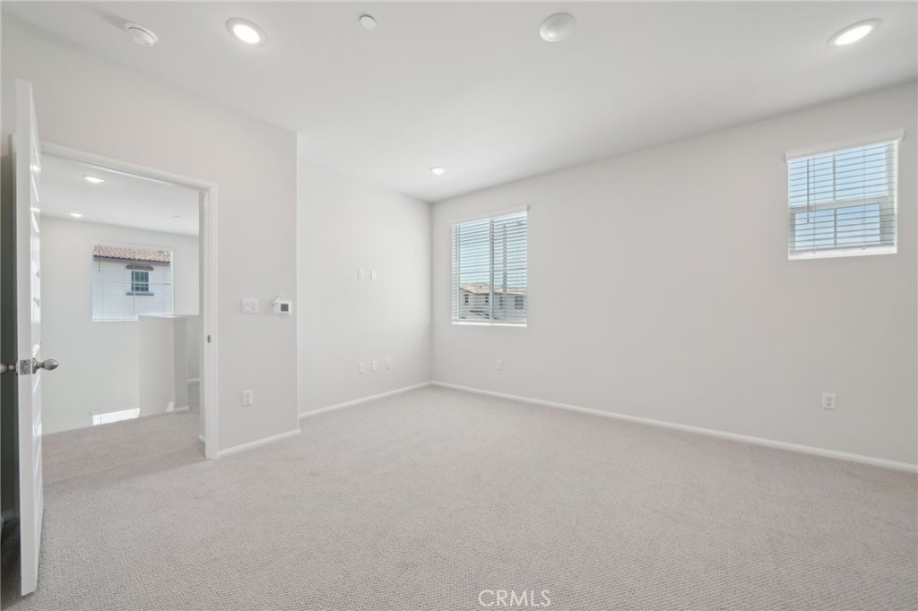 2132 Bergamot Street Property Photo 36
