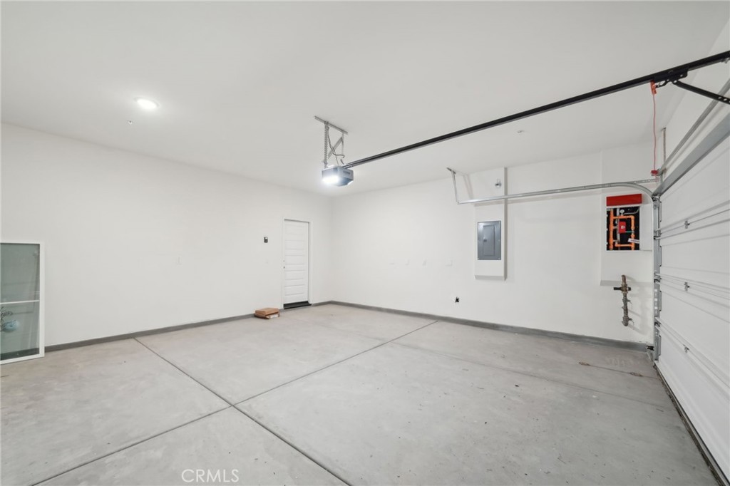 2132 Bergamot Street Property Photo 51