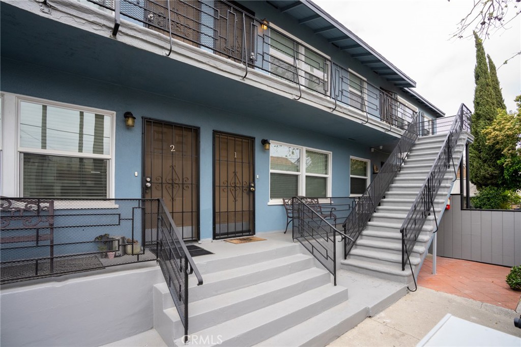 4325 Clinton Street Property Photo 2