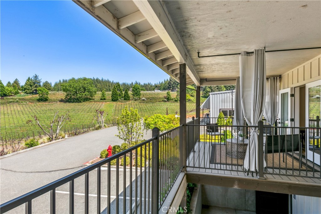 2875 Larsen Drive Property Photo 13