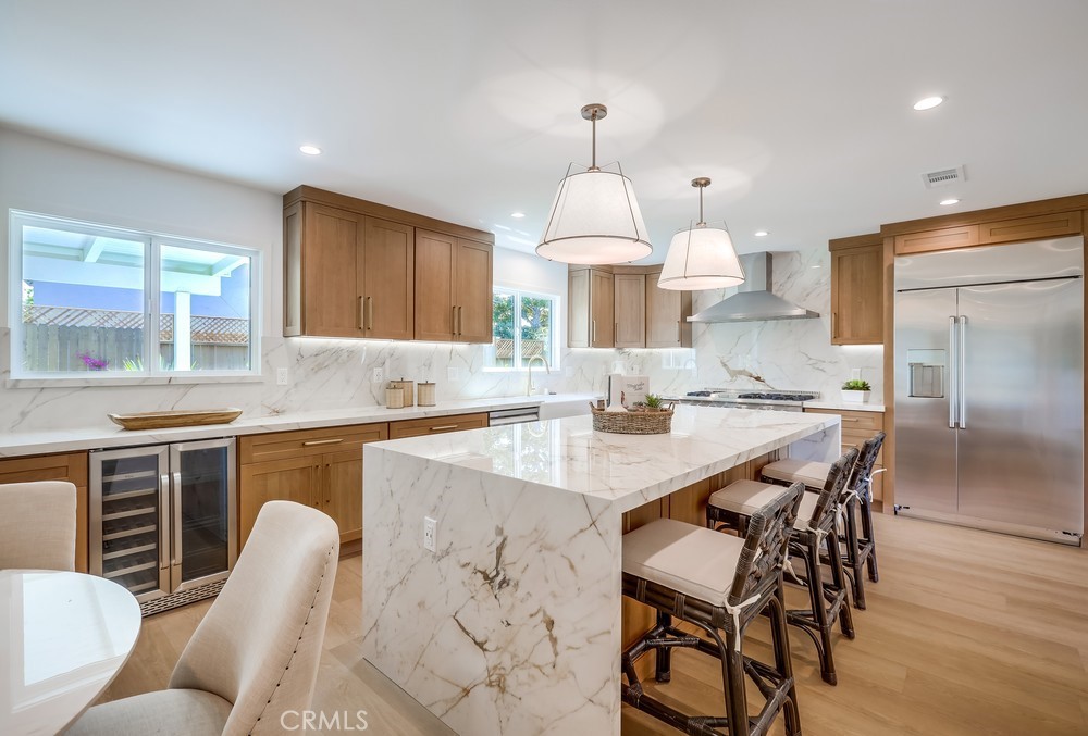 2027 Kornat Drive Property Photo 2