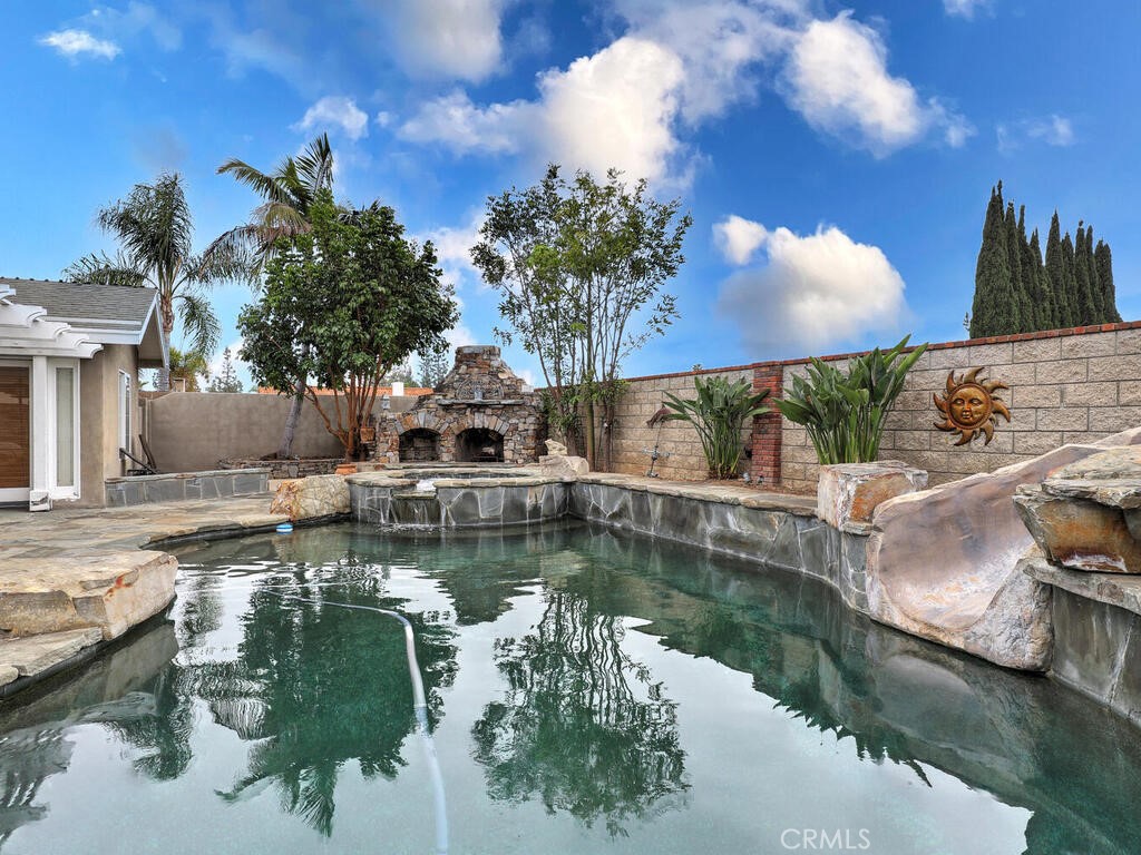 25322 Romera Place Property Photo 1