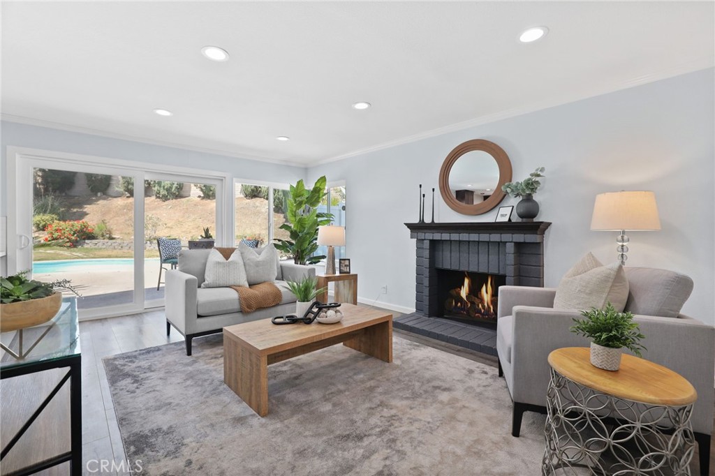 25801 Chapel Hill Drive Property Photo 1