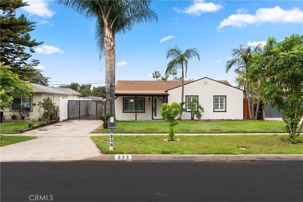 235 S Pasadena Avenue Property Photo 1