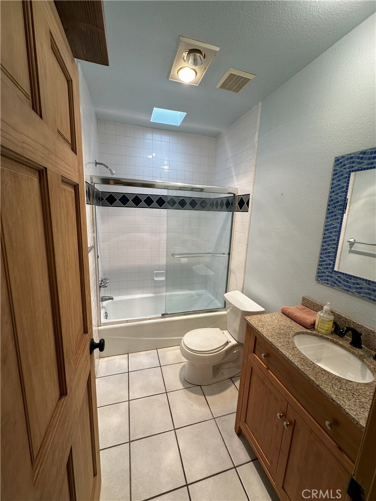 12747 Pacific Avenue 4 Property Photo 13