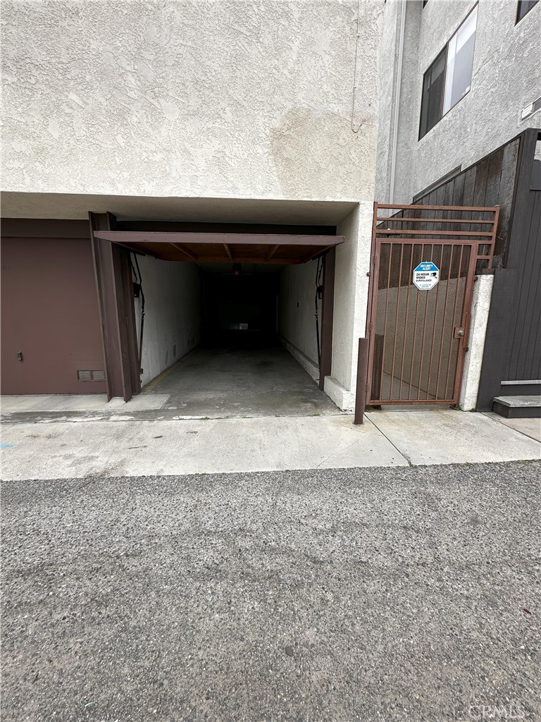 12747 Pacific Avenue 4 Property Photo 21