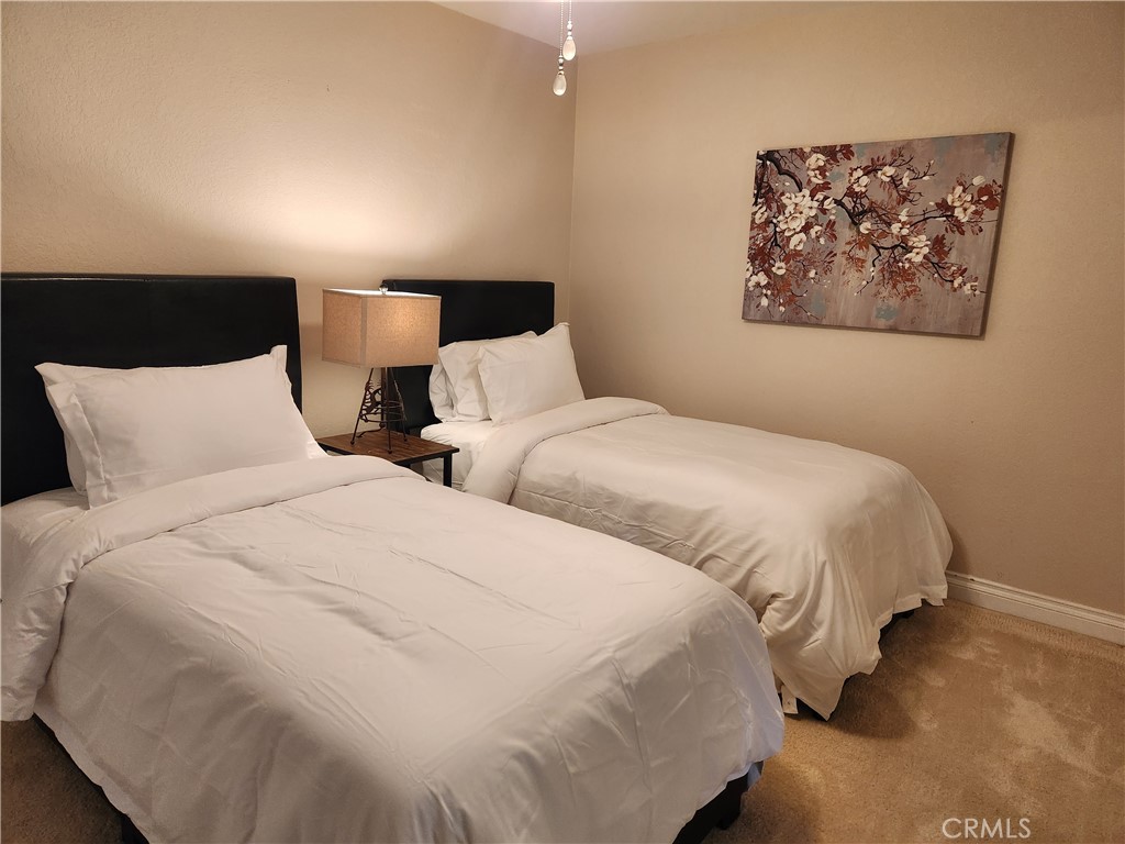 41786 Woodhaven Drive W Property Photo 16