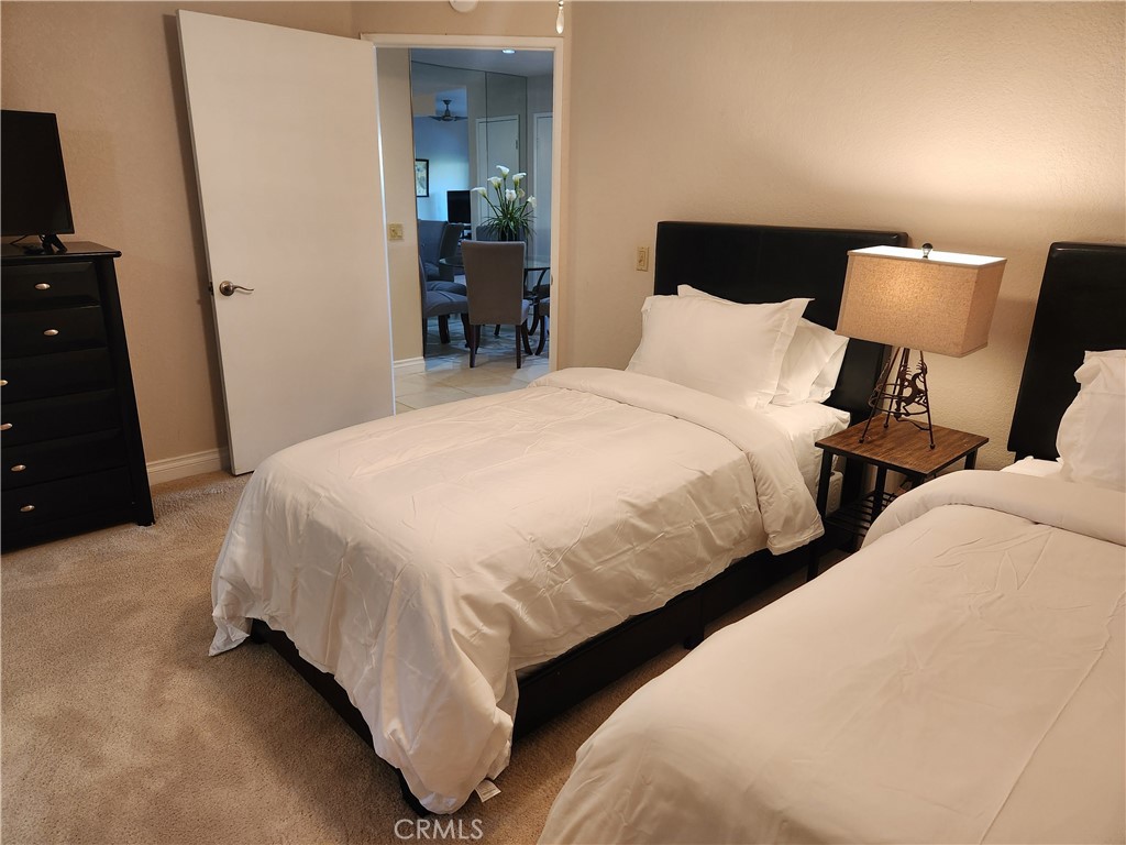 41786 Woodhaven Drive W Property Photo 17