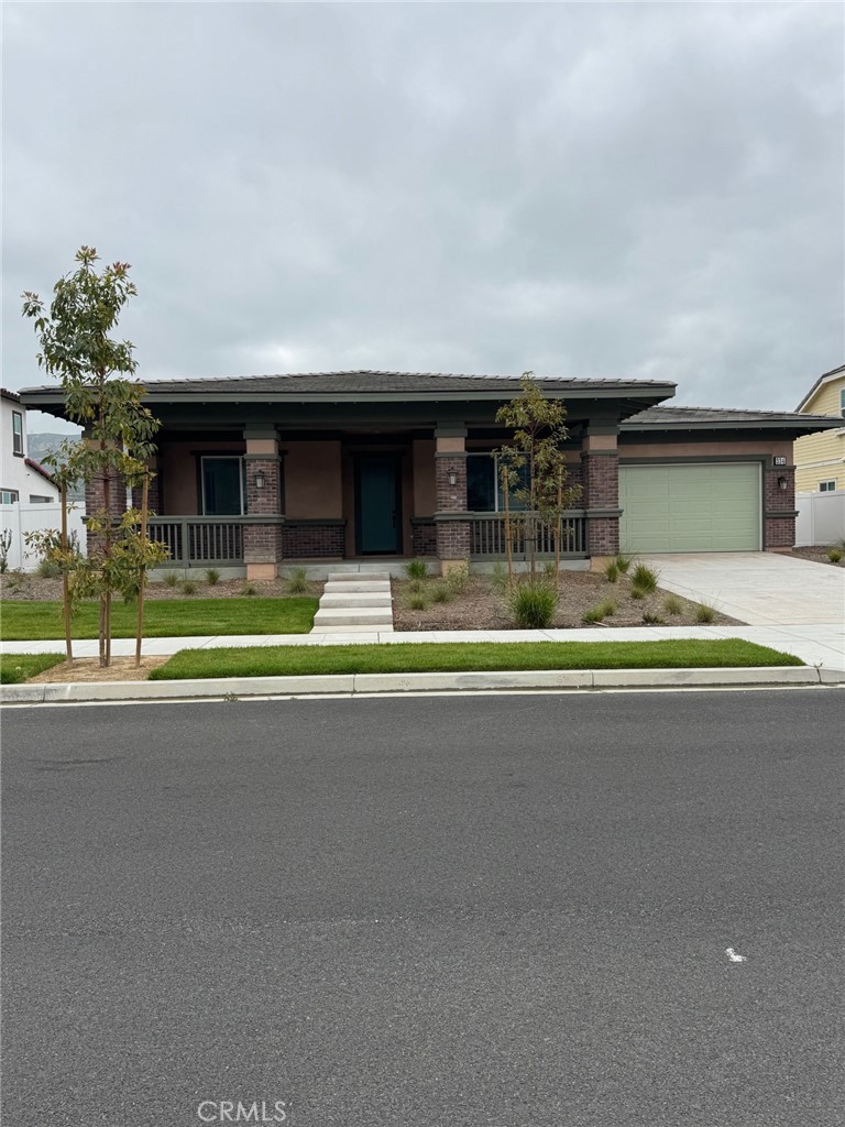 334 Wisteria Street Property Photo 1