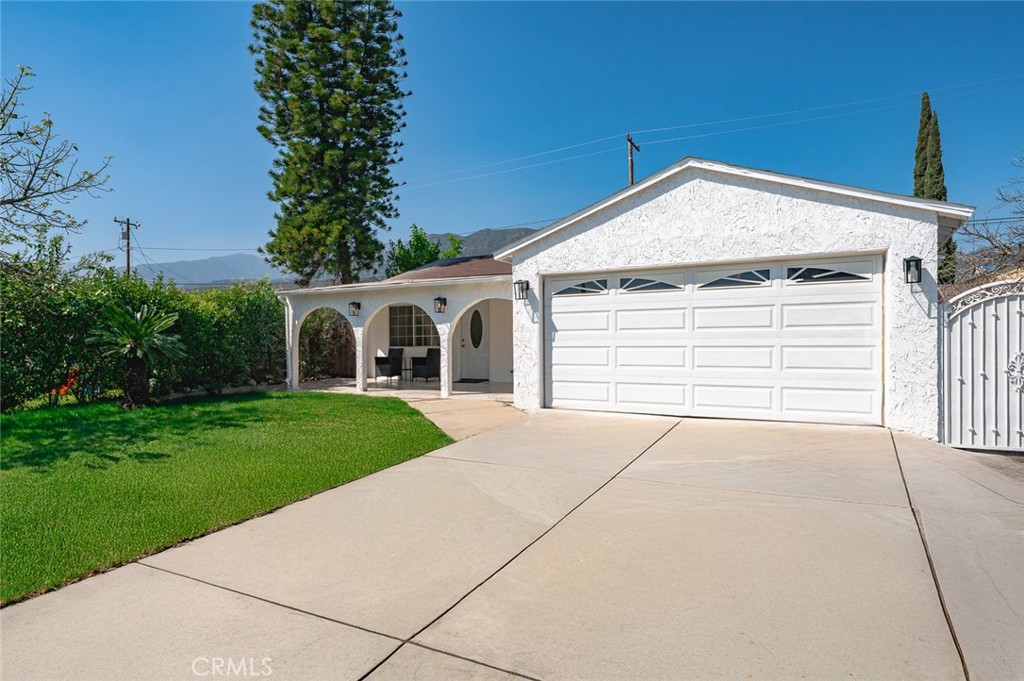 2613 Millbrae Avenue Property Photo