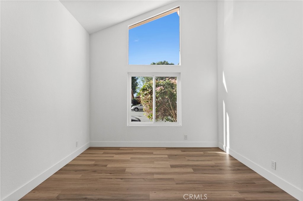 16 Encina Property Photo 10