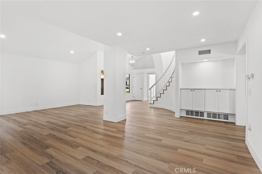 16 Encina Property Photo 14