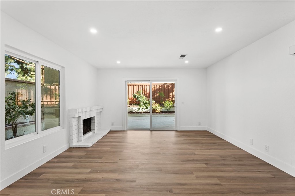 16 Encina Property Photo 15