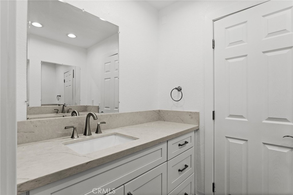 16 Encina Property Photo 31