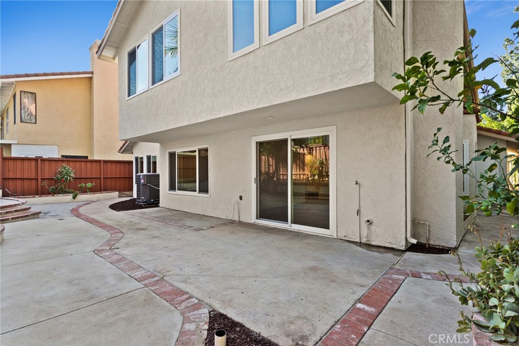 16 Encina Property Photo 37