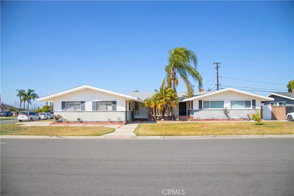 11192 Bowles Avenue Property Photo