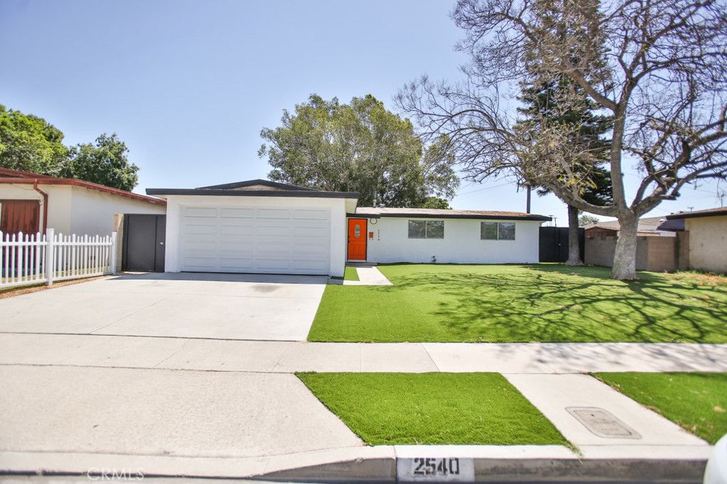 2540 W Picadilly Way Property Photo