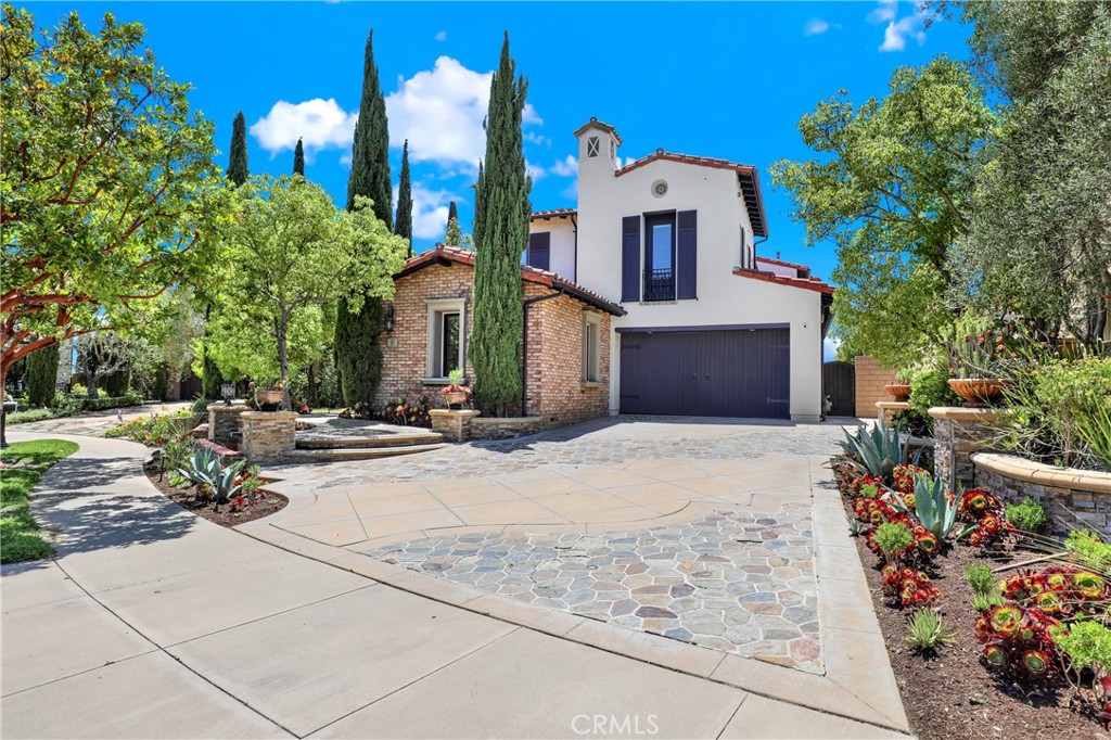 6 Night Sky Property Photo 1