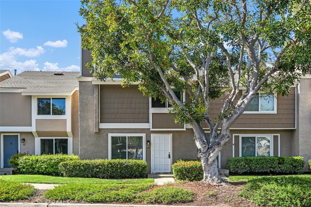 101 Briarwood 3 Property Photo 1