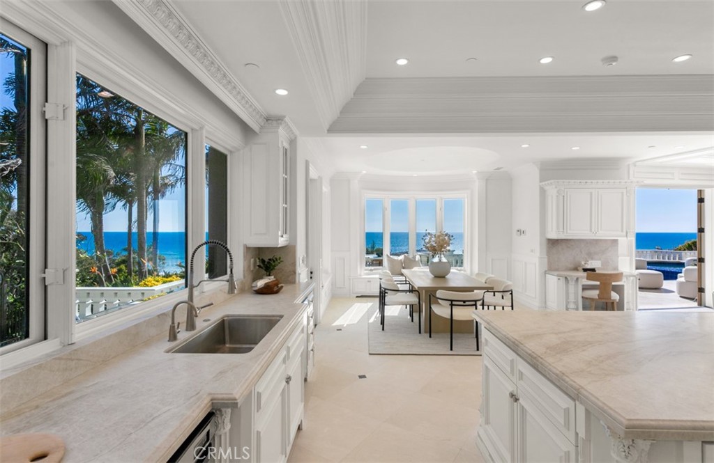 71 Ritz Cove Drive Property Photo 11