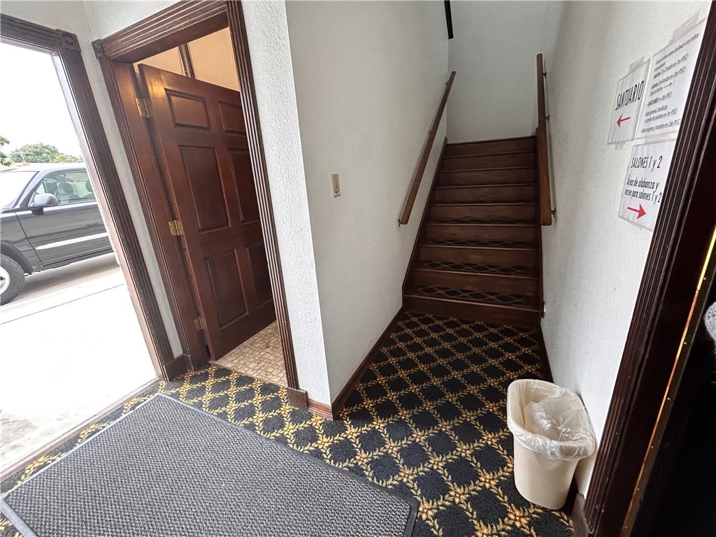 1008 N Ross Street Property Photo 49