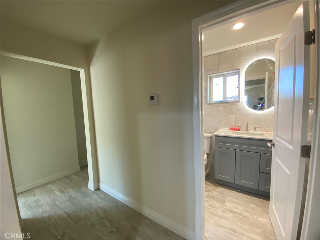 1727 W Santa Ana Boulevard Property Photo 2