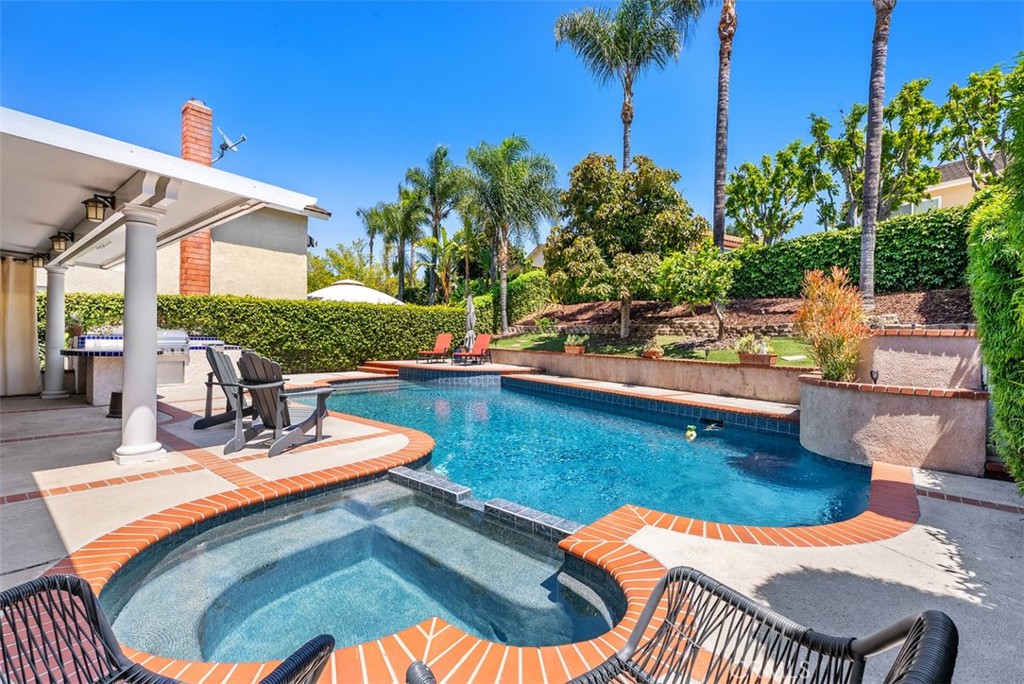 21592 Via Lobo Property Photo