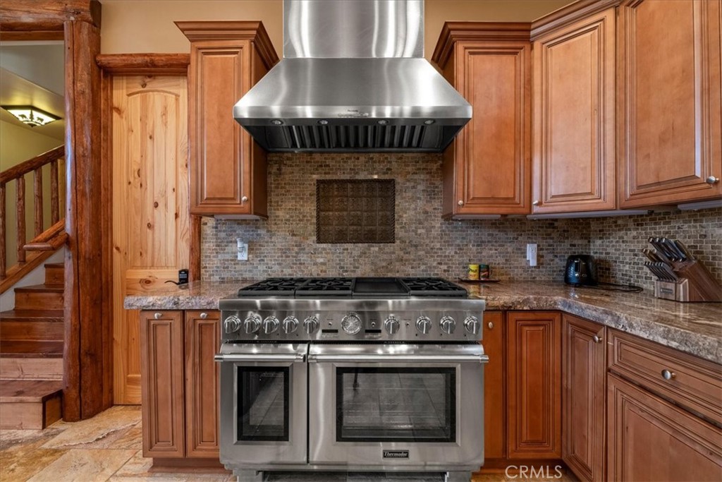 1020 Heritage Trl Property Photo 10