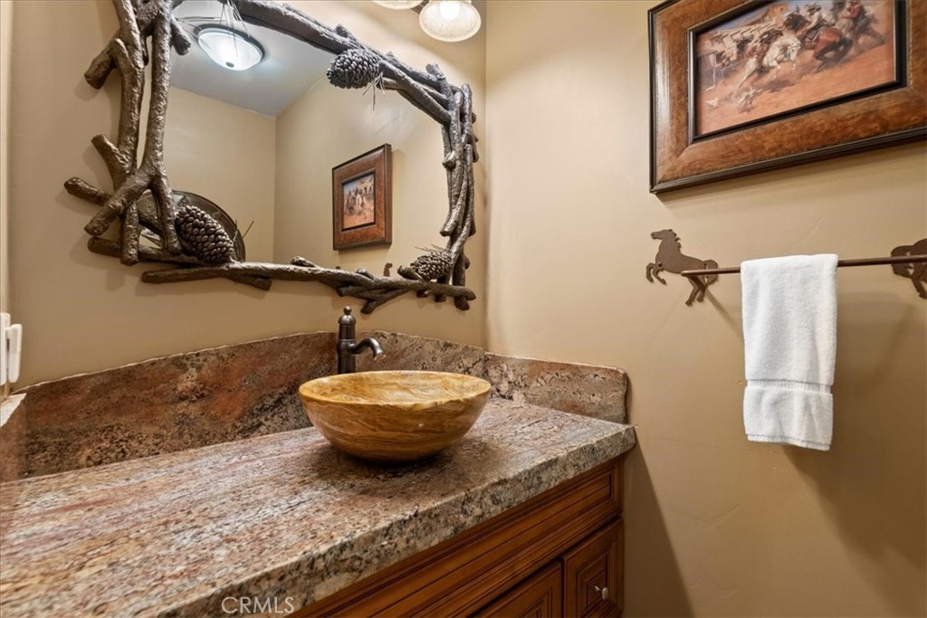 1020 Heritage Trl Property Photo 17