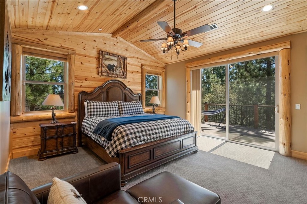 1020 Heritage Trl Property Photo 18