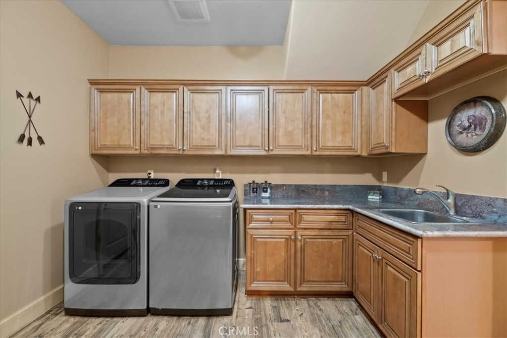 1020 Heritage Trl Property Photo 39