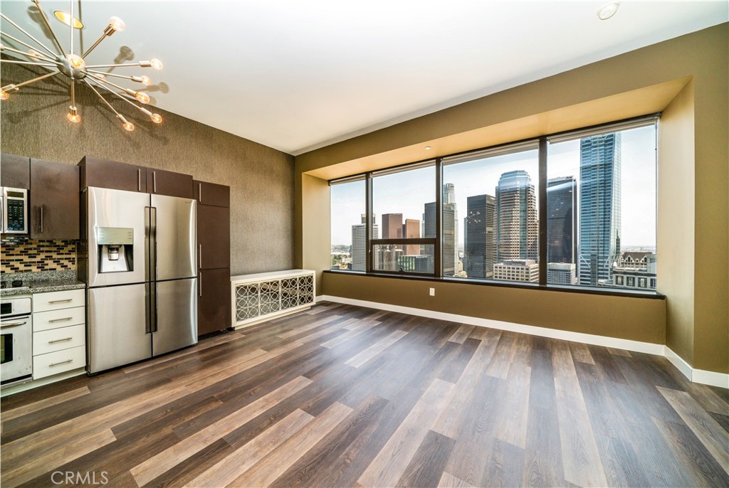 1100 Wilshire Boulevard 2707 Property Photo