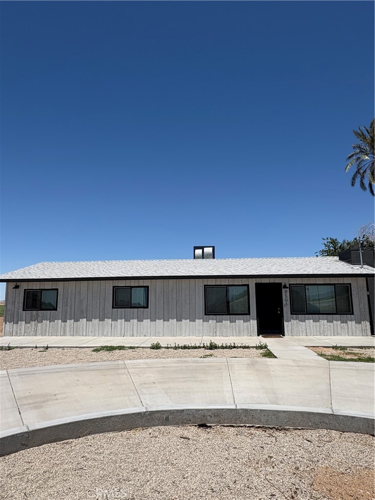 8501 N. Intake Property Photo 1