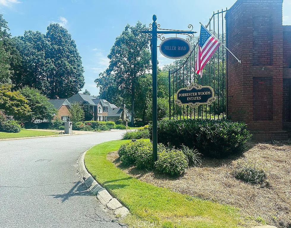 109 Nightingale Lane